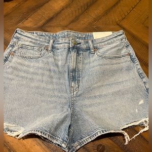 American Eagle Mom Short